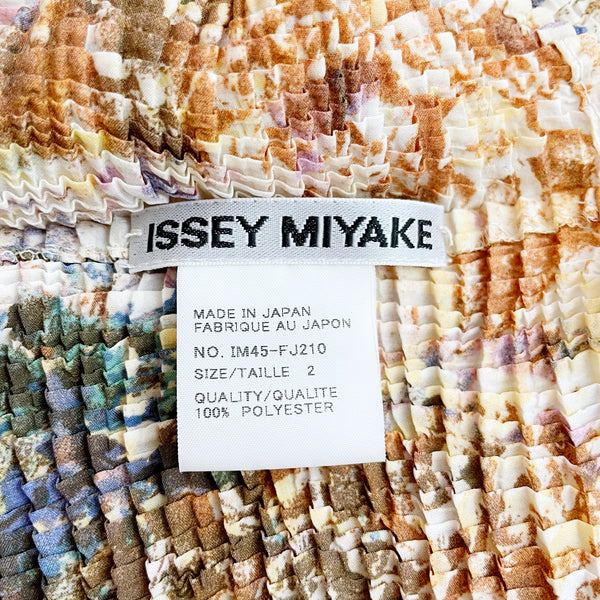 ISSEY MIYAKE PRINTED PLEATED TOP (S/M)
