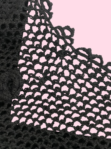 BLACK CROCHET FLORETTE SWEATER (S/M)