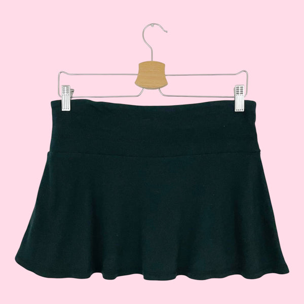 BLACK LOW RISE MINI SKIRT (S)