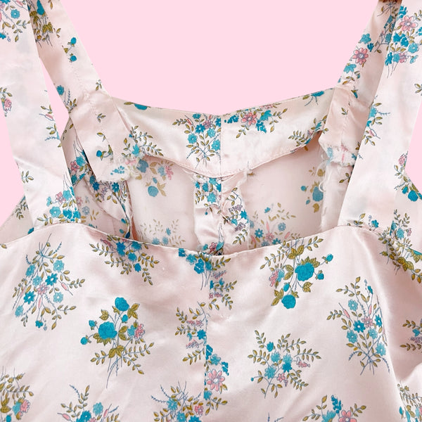 PINK FLORAL SATIN CROP TOP (2/4)