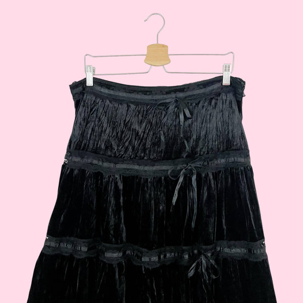 BLACK VELVET TIERED MAXI SKIRT (L)