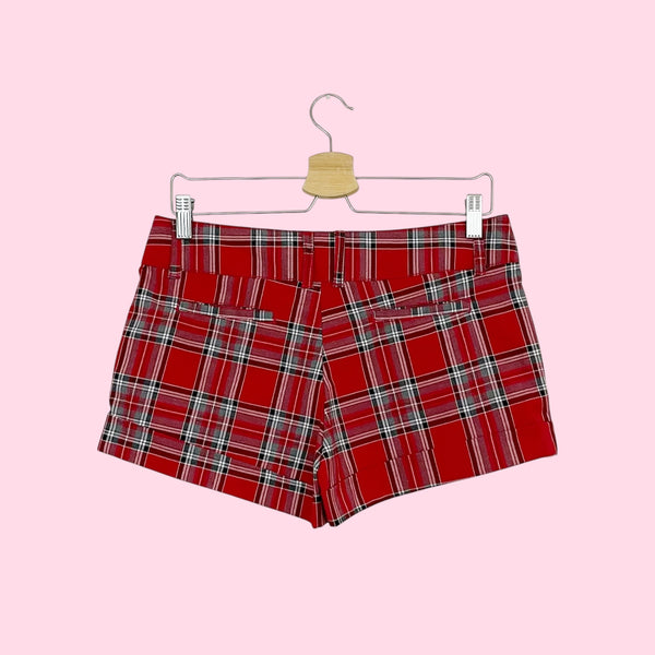 Y2K RED PLAID LOW RISE SHORTS (M)