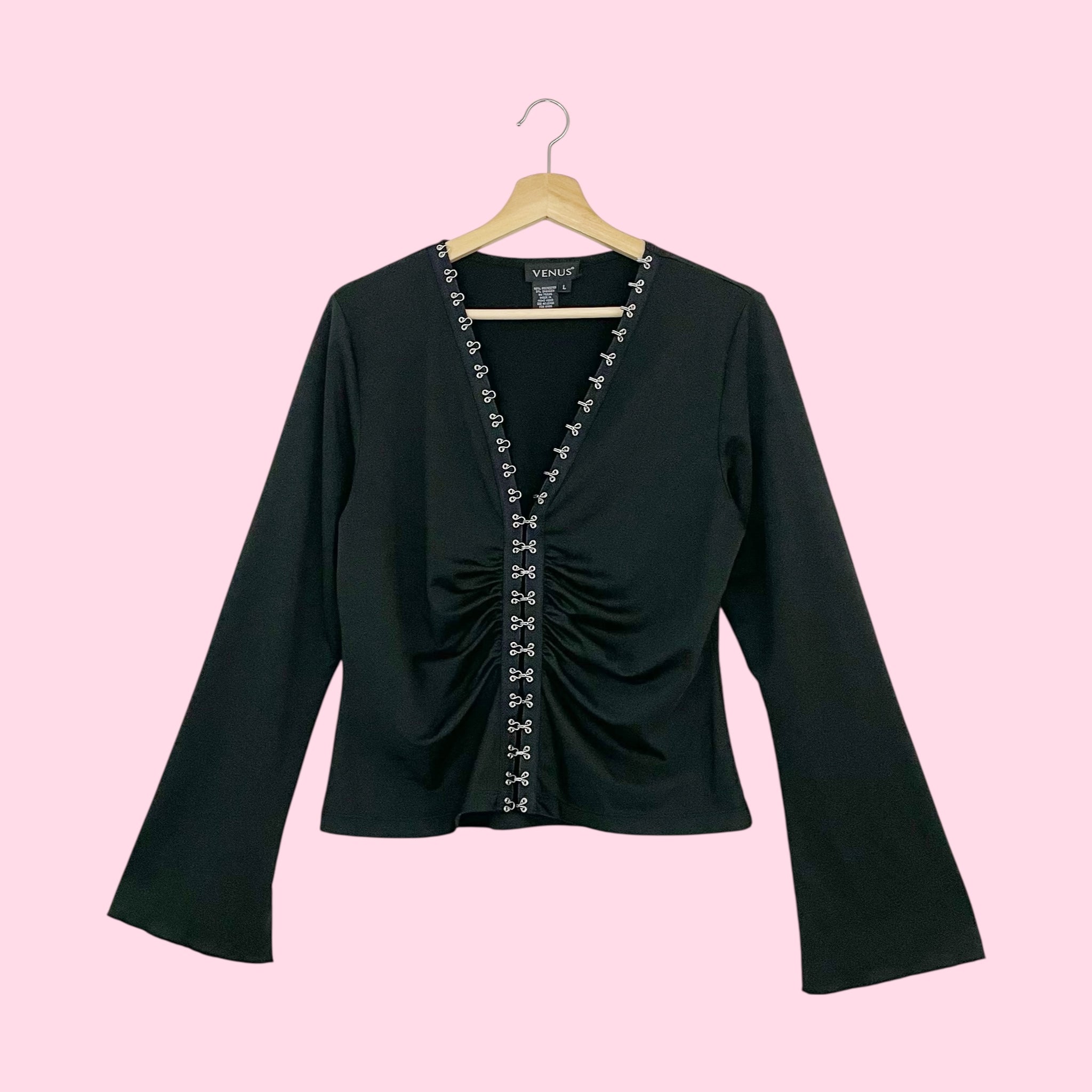 BLACK HOOK + EYE BELL SLEEVE TOP (L)