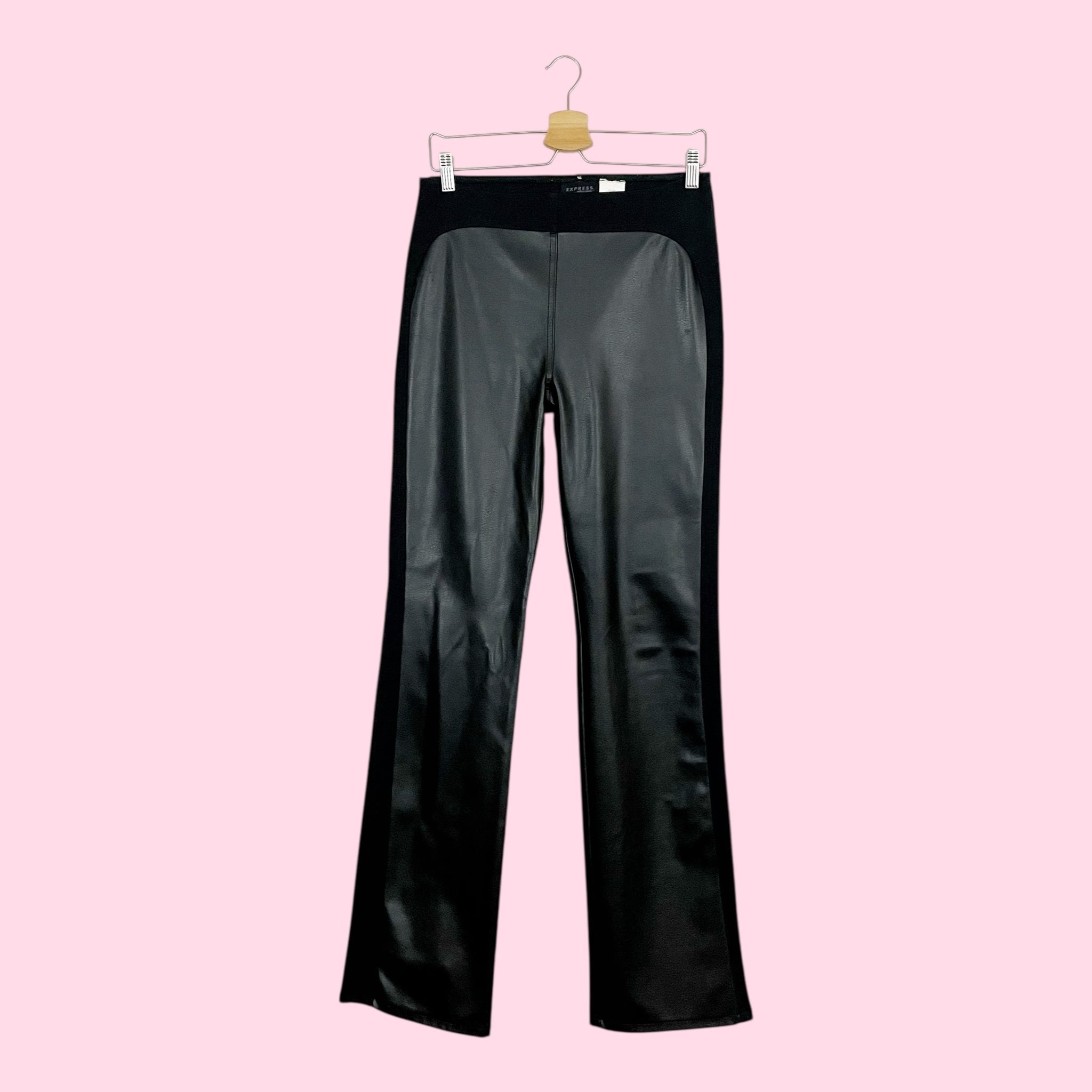 BLACK FAUX LEATHER PANEL PANTS (M)