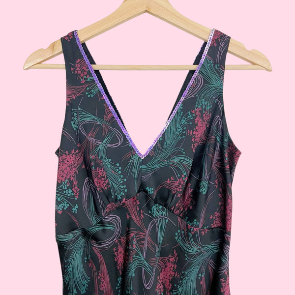 BETSEY JOHNSON PRINTED SILK MIDI DRESS W/ SEQUINS TRIM (M)