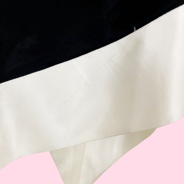 BEBE BLACK + WHITE ASYMMETRICAL SATIN SKIRT (4)