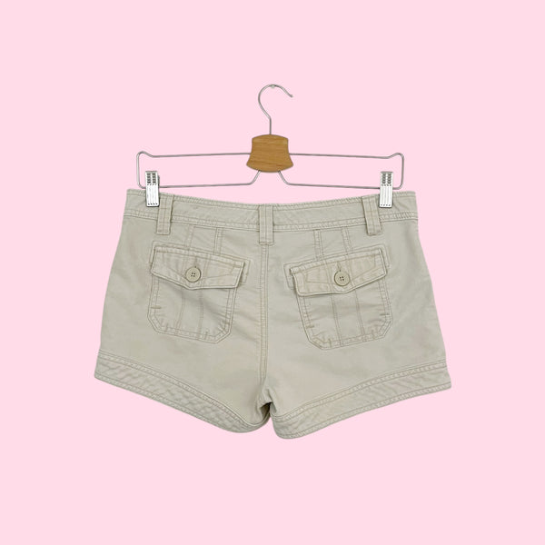 Y2K BEIGE LOW RISE SHORTS (5)