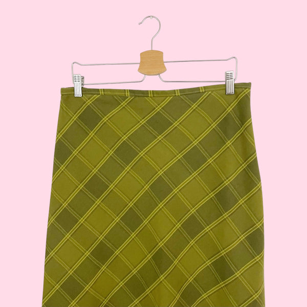 OLIVE GREEN PLAID MAXI SKIRT (L)