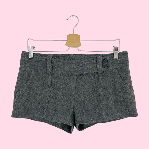 GRAY LOW RISE SHORTS (M)