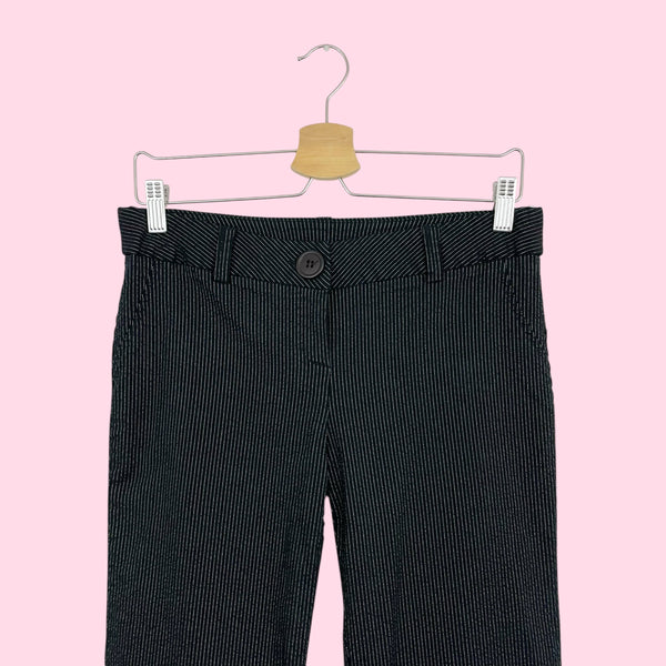 BLACK PINSTRIPE STRETCH OFFICE SIREN PANTS (M)