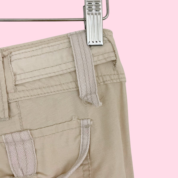 BEIGE STRAPPY CARGO CAPRI PANTS (S)