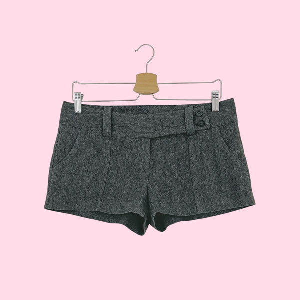 GRAY LOW RISE SHORTS (M)