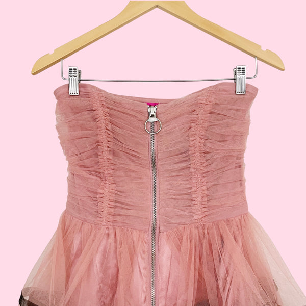 BETSEY JOHNSON GATHERED TULLE STRAPLESS PARTY DRESS (4/6)