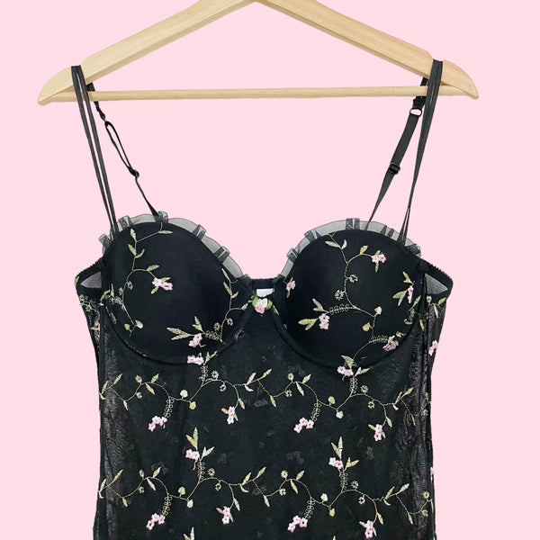 FLORAL EMBROIDERED MESH BABYDOLL (L)