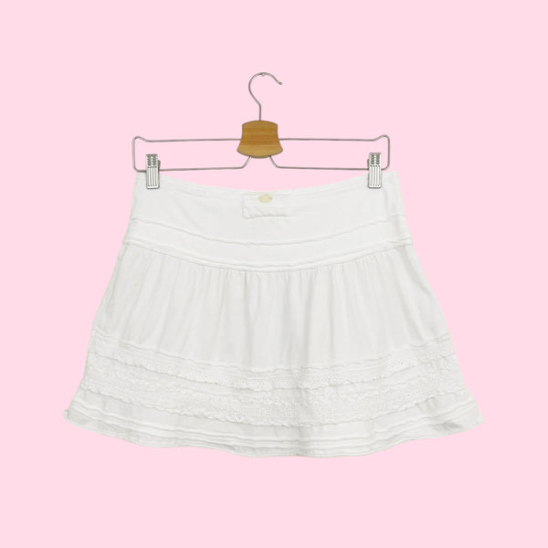 ABERCROMBIE WHITE RUFFLE SKIRT (XS)
