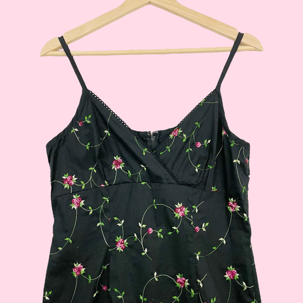 BLACK FLORAL EMBROIDERED COTTON DRESS (M)