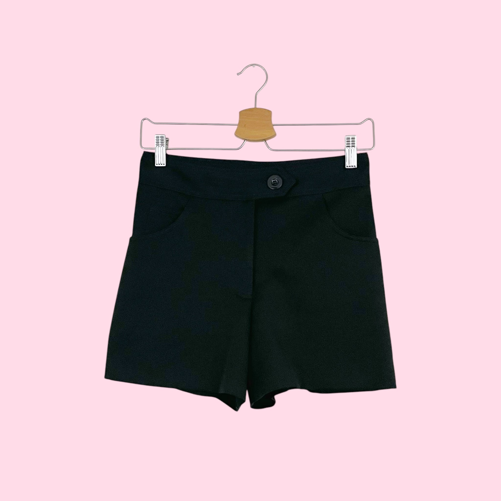 BLACK HIGH WAISTED SHORTS (4)