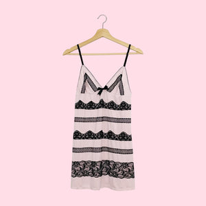 VICTORIA'S SECRET LACE TRIM CHEMISE (L)