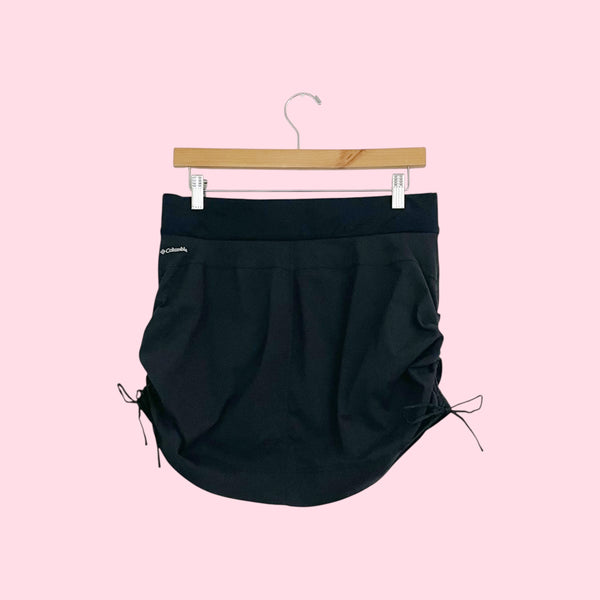Columbia Black Cinched Gorpcore Skort (M)