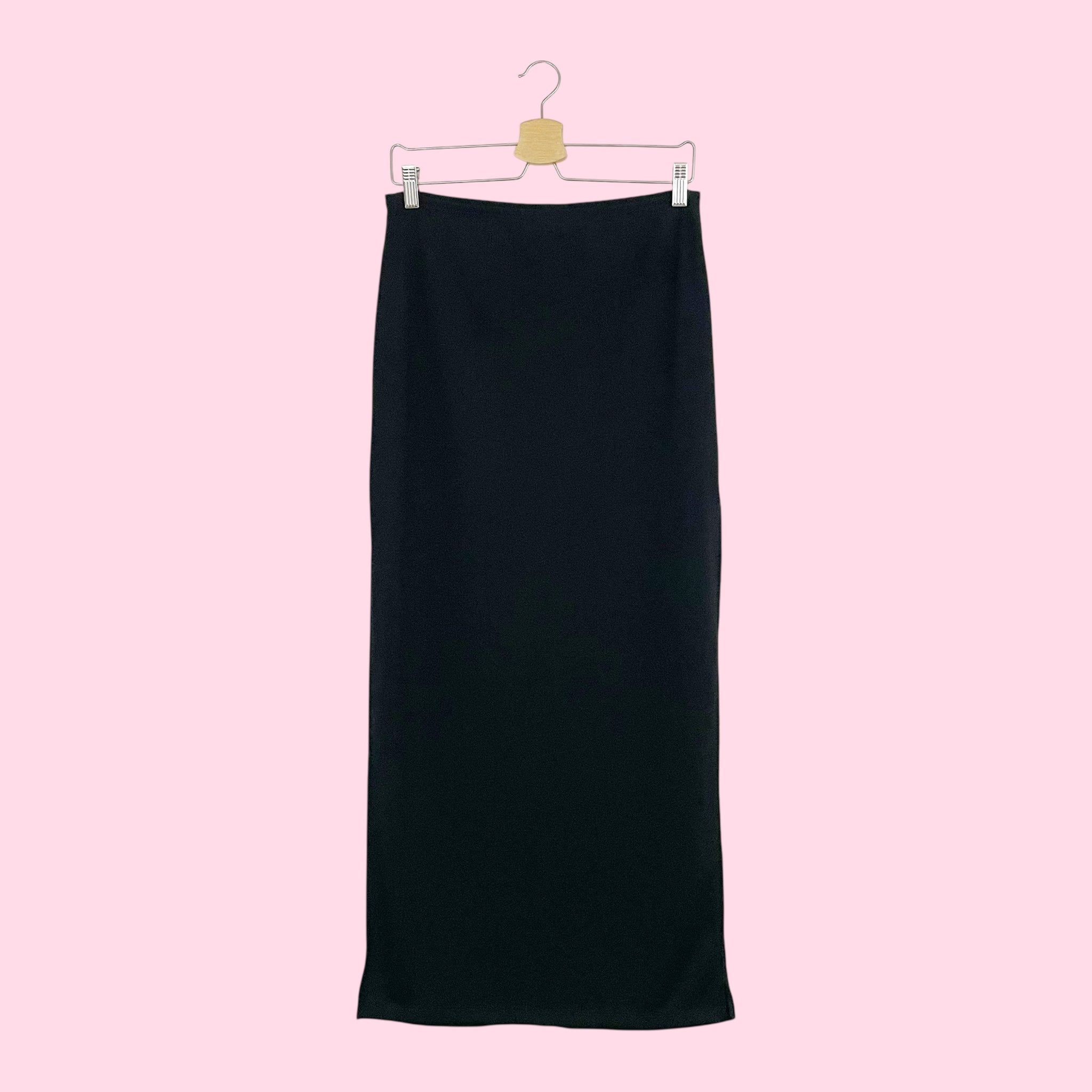BLACK MAXI SKIRT W/ HIGH SIDE SLITS (M)