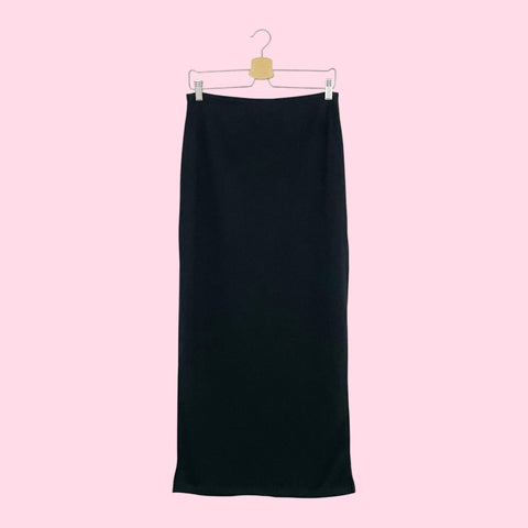 BLACK MAXI SKIRT W/ HIGH SIDE SLITS (M)