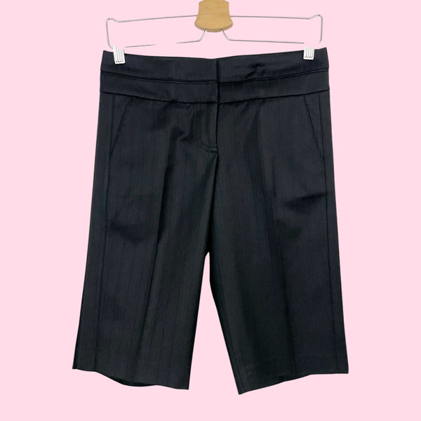 BEBE BLACK PINSTRIPE LOW RISE BERMUDA SHORTS (2)