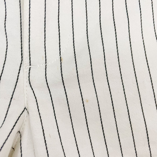 GUESS WHITE PINSTRIPE LOW RISE SHORTS (6)
