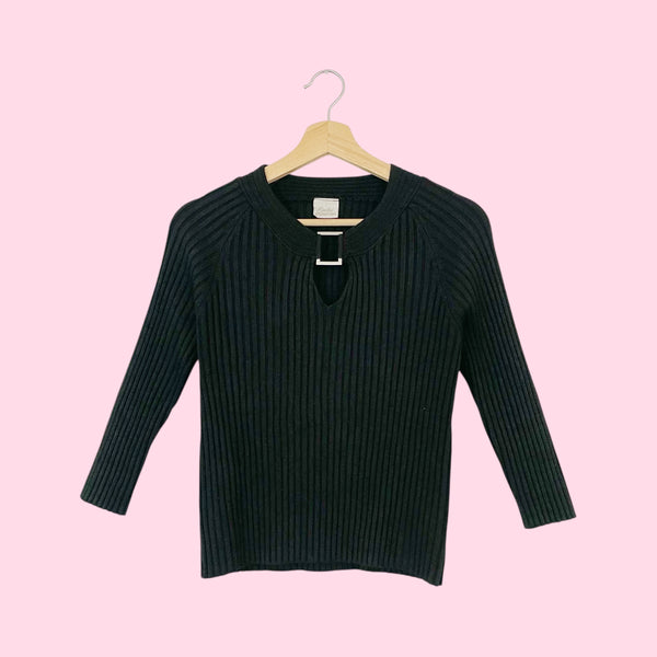 Black Ribbed Sweater W/ Buckle (M/L)