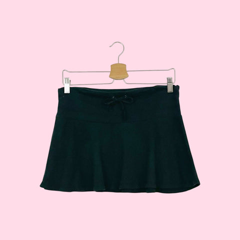 BLACK LOW RISE MINI SKIRT (S)