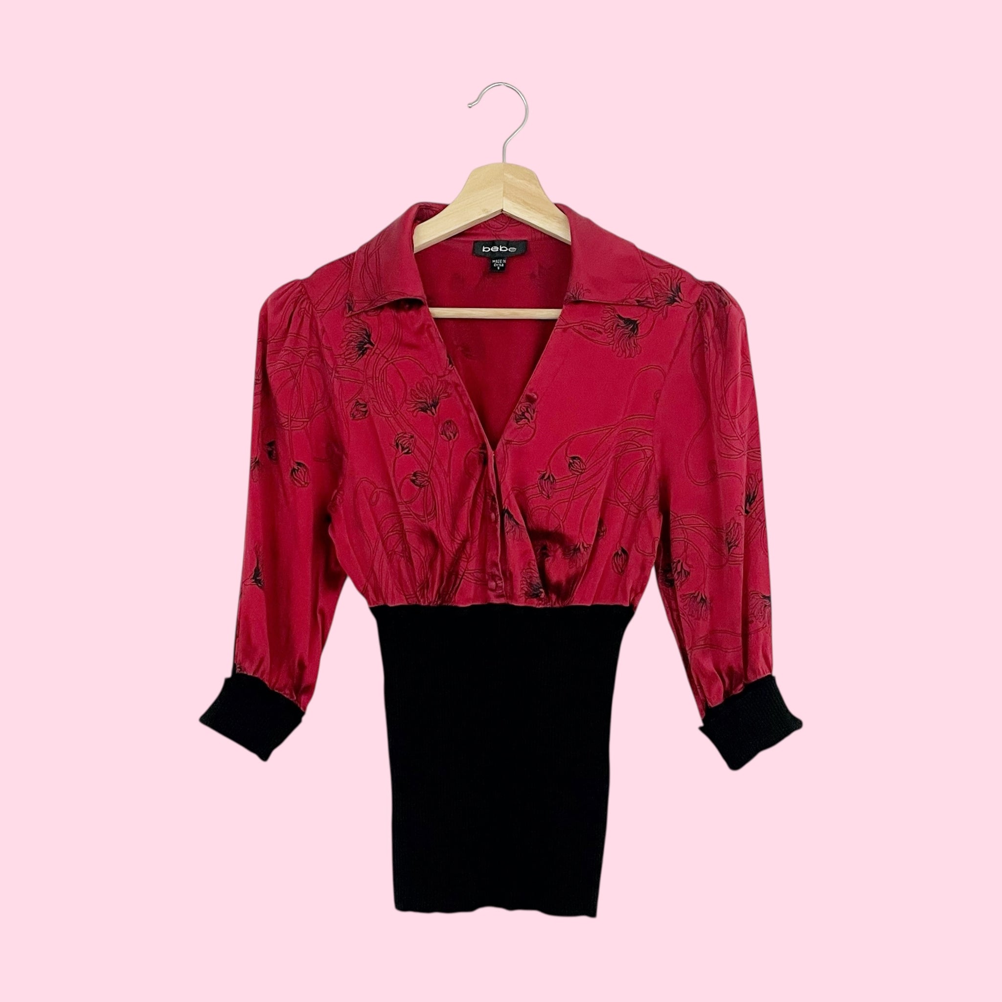 BEBE PRINTED SILK BLOUSE (S)