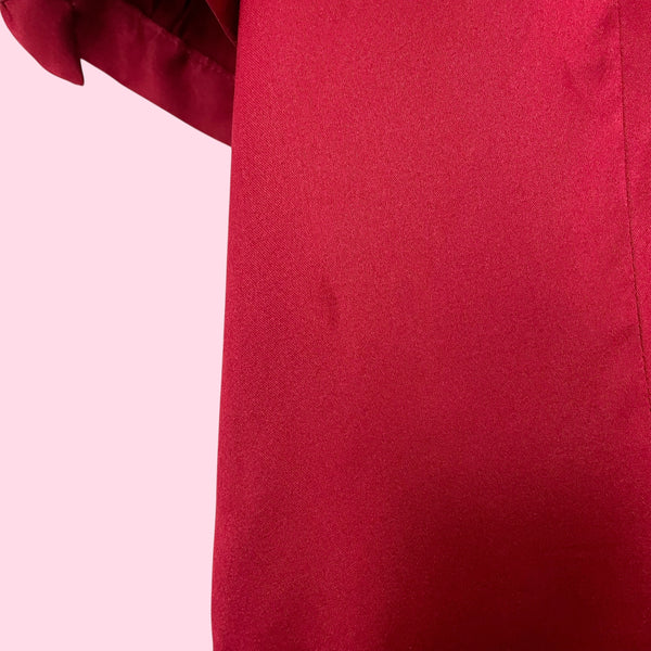 BEBE RED SILK BLOUSE W/ FUR COLLAR (L)