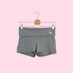 ABERCROMBIE EMBROIDERED FOLDOVER SHORTS (S)