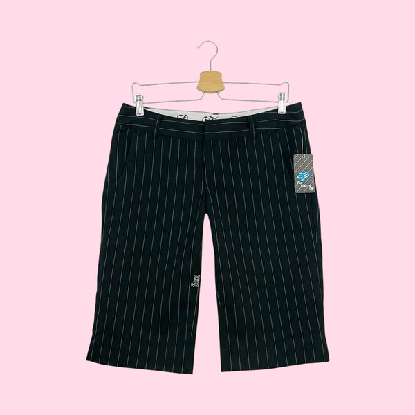 FOX BLACK PINSTRIPE LOW RISE BERMUDA SHORTS (7)
