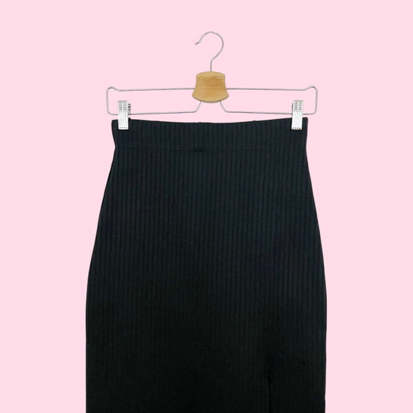 BLACK STRIPED MAXI SKIRT W/ SLIT (25/26)