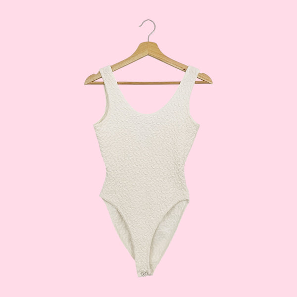 CREAM TEXTURED BODYSUIT (S)