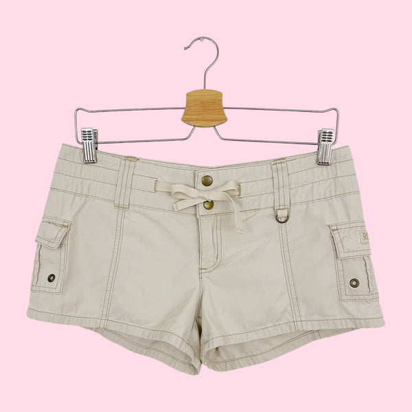 ROXY KHAKI LOW RISE CARGO SHORTS (5)