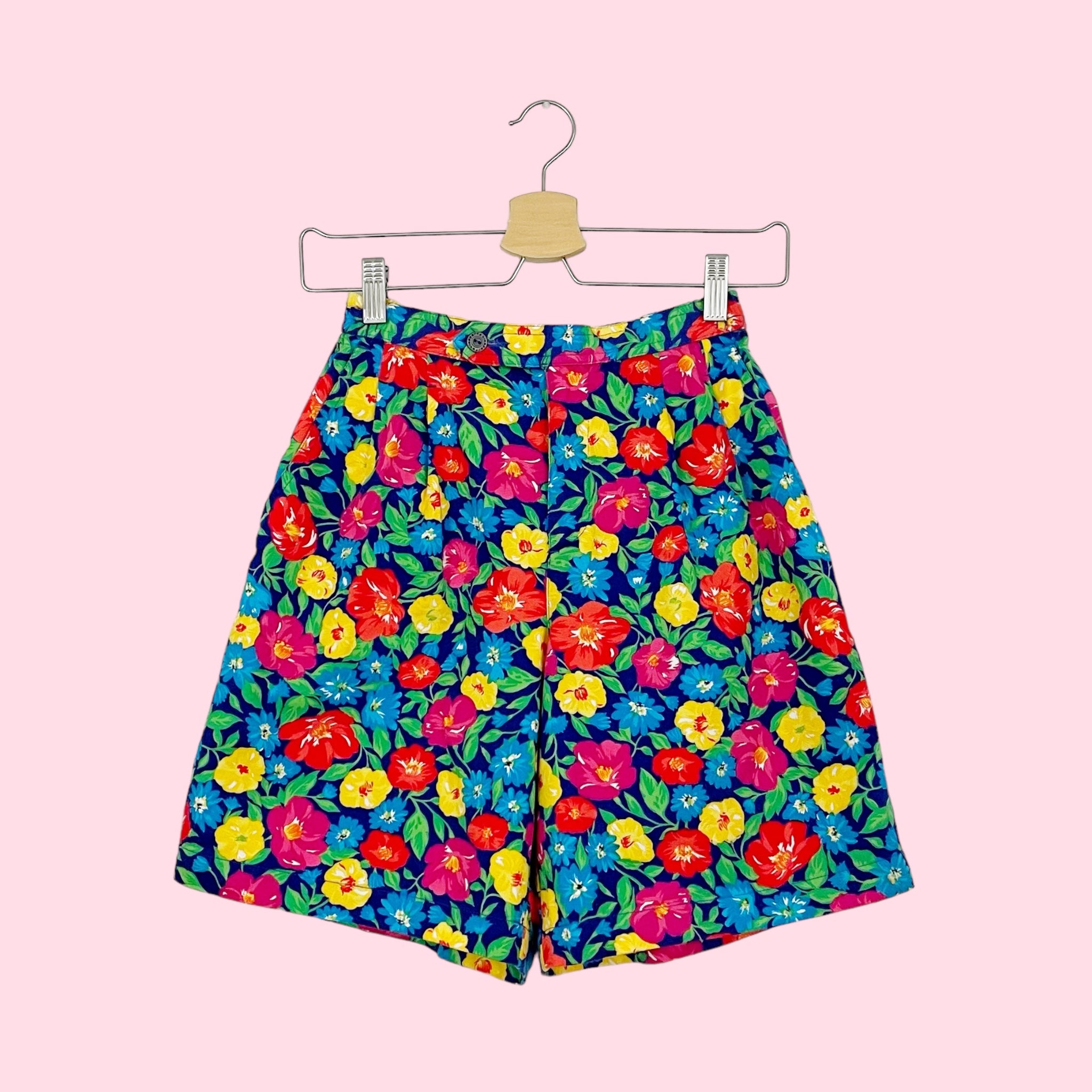 FLORAL HIGH WAISTED SHORTS (2)
