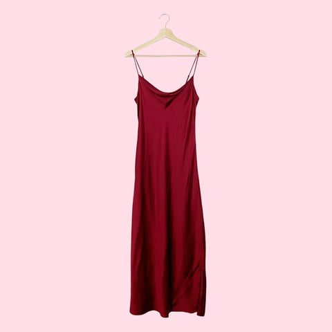 BURGUNDY SILK MAXI DRESS (S)