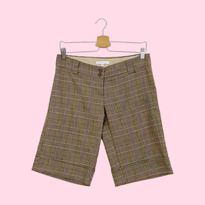 PLAID LOW RISE BERMUDA SHORTS (6)