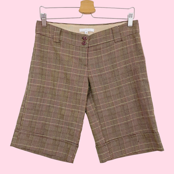 PLAID LOW RISE BERMUDA SHORTS (6)