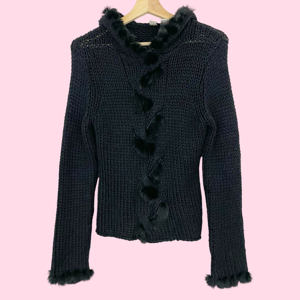 BLACK HOODED SWEATER W/ FUR TRIM (M)