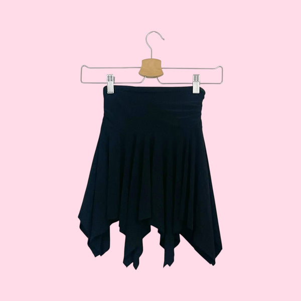BLACK ASYMMETRICAL MINI SKIRT (XS/S)