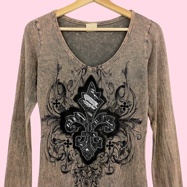 Y2K TIE DYE SEQUINS FLEUR DE LIS TEE (S)