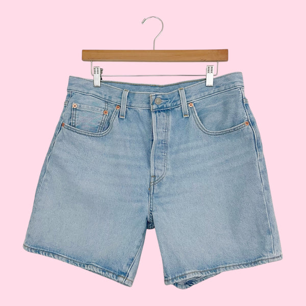 Levi's 501 Denim Shorts (33)