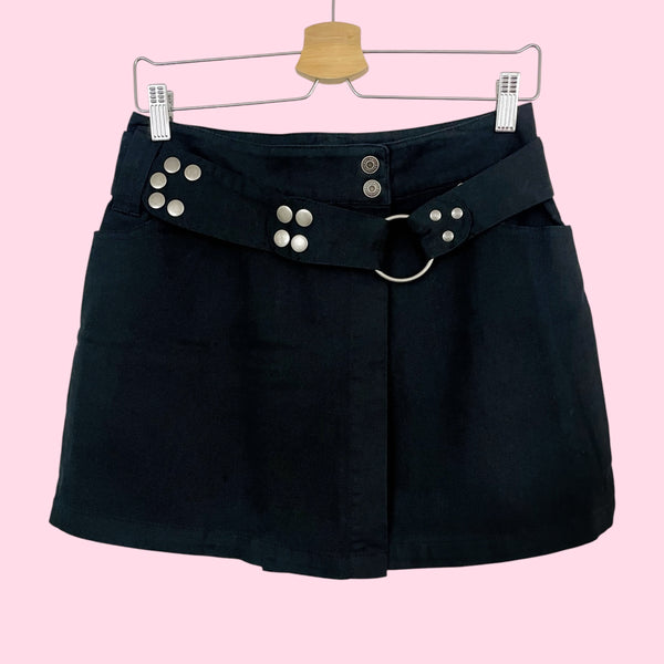 BLACK BELTED MINI SKIRT (5)