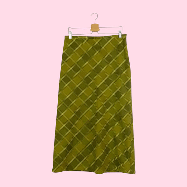 OLIVE GREEN PLAID MAXI SKIRT (L)