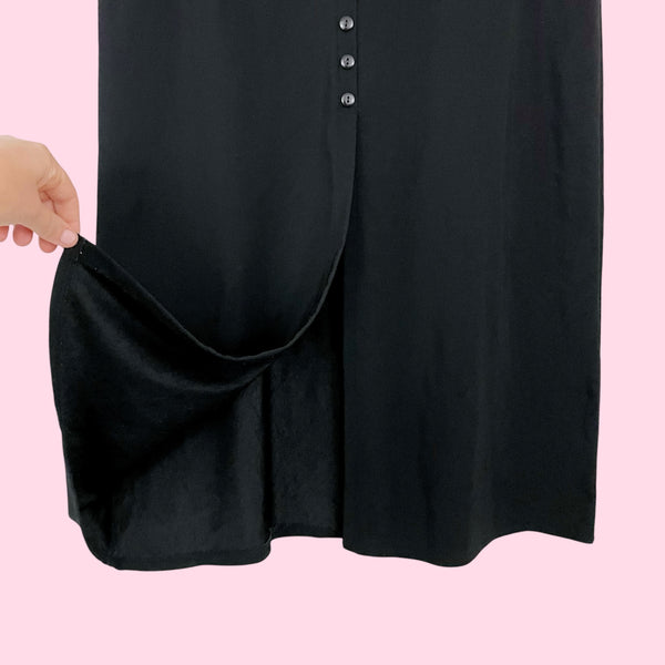 BLACK BUTTON MAXI SKIRT (S/M)