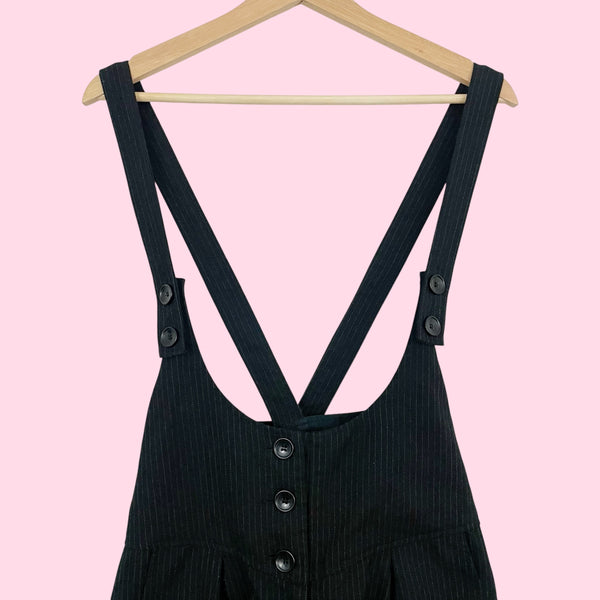 BLACK PINSTRIPE PLEATED OVERALL SHORTS (M)