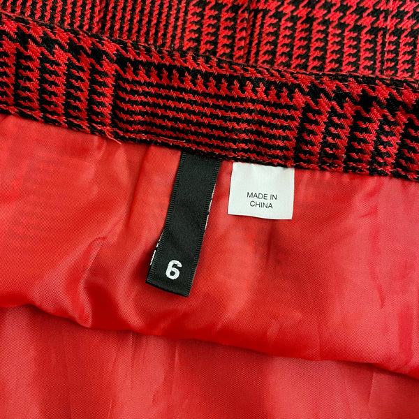 RED + BLACK HOUNDSTOOTH PLEATED LOW RISE MINI SKIRT (4/6)
