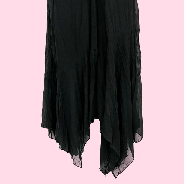 BLACK WRINKLE ASYMMETRICAL MIDI DRESS (L)
